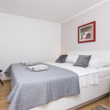 Apartman Mara Крк Экстерьер фото